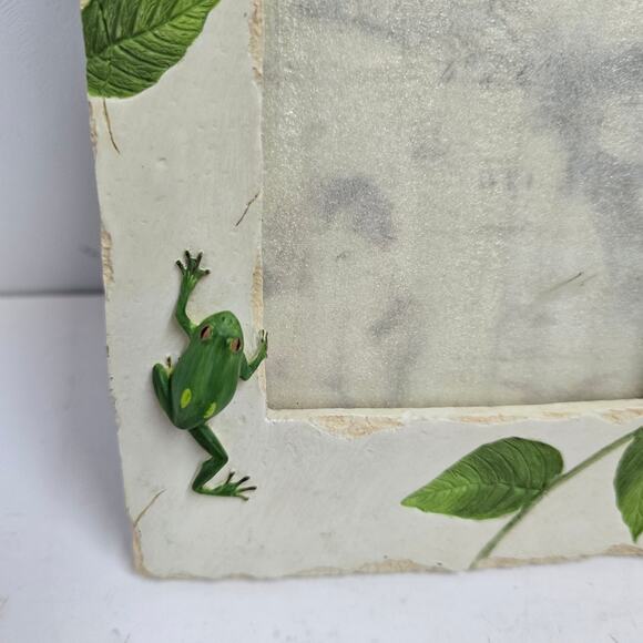 Raj Collection Tree Frog Leaf Picture Frame 4x6 – Nature Inspired Decor - Picture 2 of 4